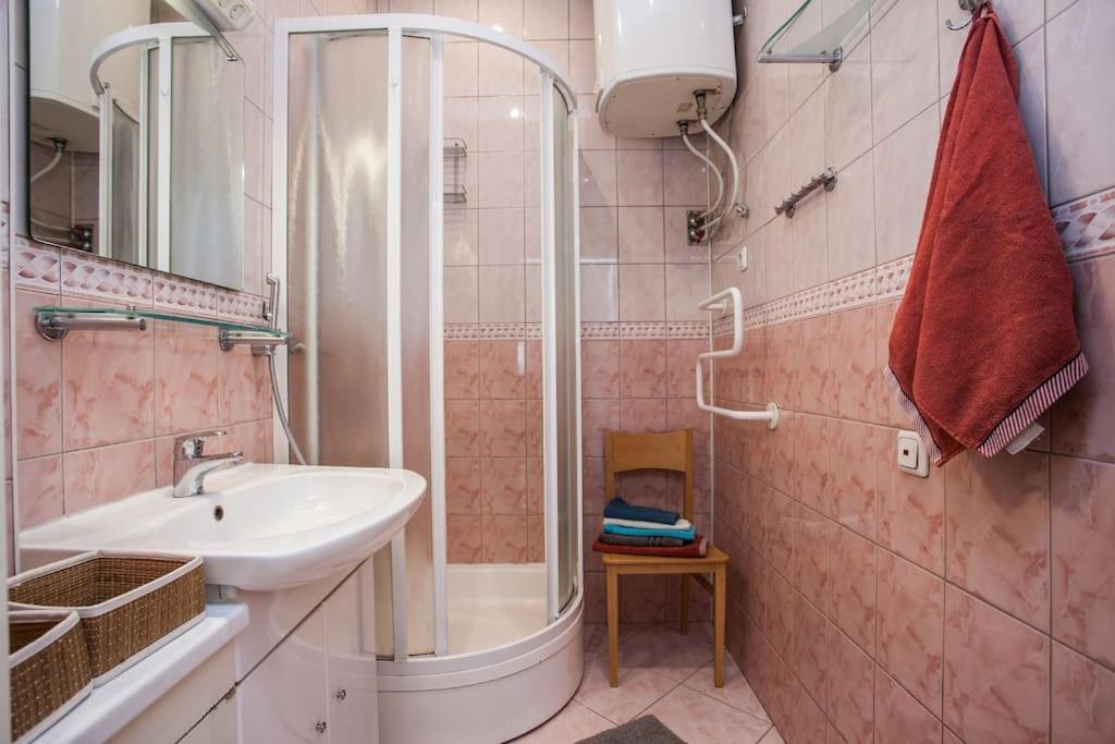 Spacious, Comfy 4br Center * Riga